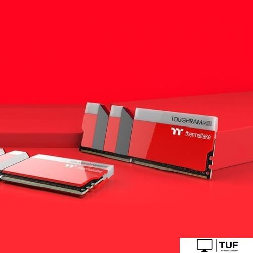 Оперативная память Thermaltake ToughRam RGB 2x8GB DDR4 PC4-28800 RG25D408GX2-3600C18A