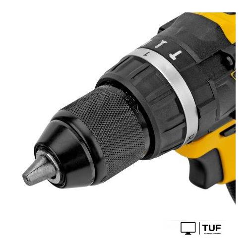 Ударная дрель-шуруповерт Denzel CIDB-IB-18-02 26130 (с 2-мя АКБ, кейс, набор оснастки)