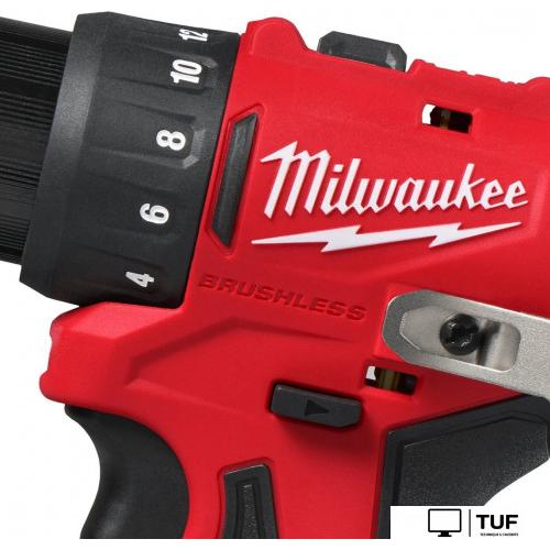 Дрель-шуруповерт Milwaukee M12 BLDDRC-0 4933499683 (без АКБ)