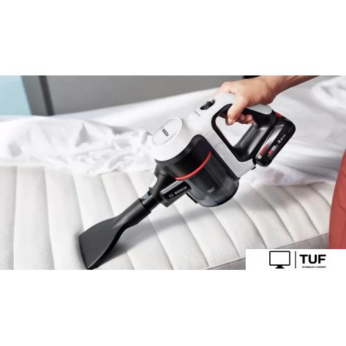 Пылесос Bosch Unlimited 7 BBS711W