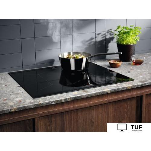 Варочная панель Electrolux EIS62443