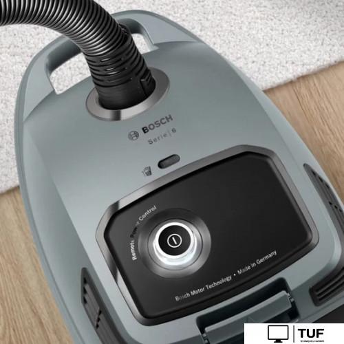 Пылесос Bosch BGB6X330