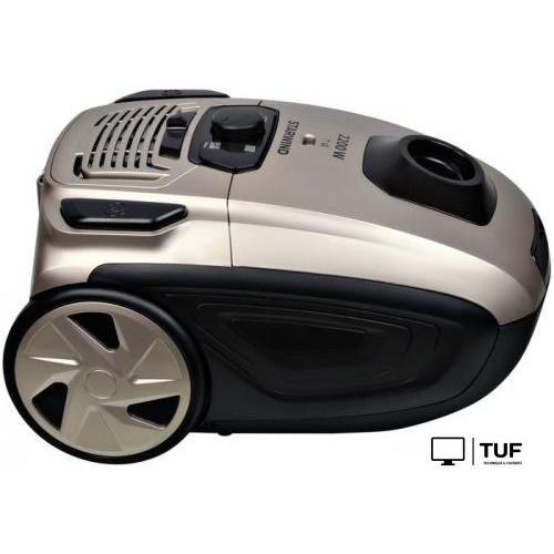 Пылесос StarWind SCB4550