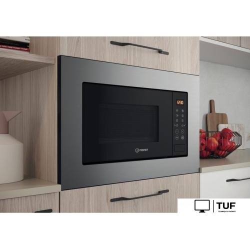 Микроволновая печь Indesit MWI 120 GX