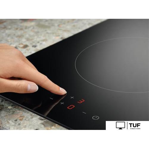 Варочная панель Electrolux LHR3233CK