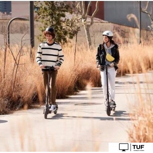 Электросамокат Xiaomi Mi Electric Scooter Essential (международная версия, черный)