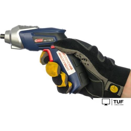 Электроотвертка ДИОЛД АШ-1136 Л 10021021 (с АКБ, набор оснастки)