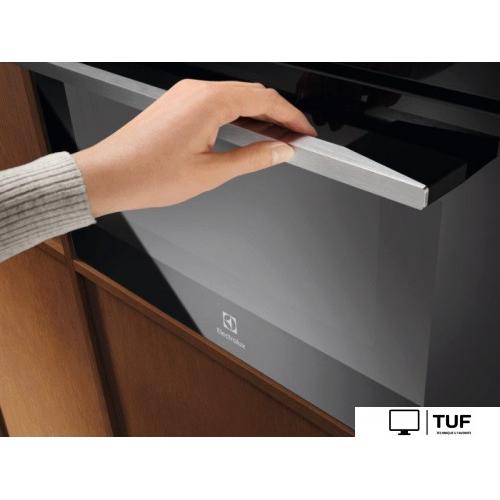 Микроволновая печь Electrolux MealAssist 700 KVMBE09X